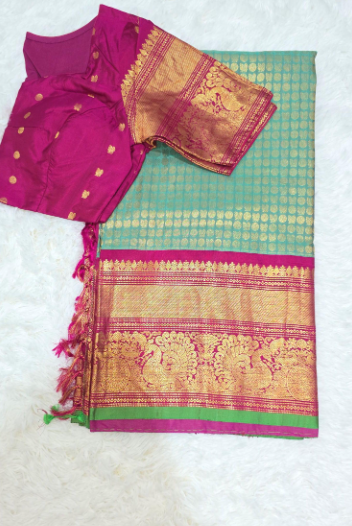 Narayanapet Checks Border Cotton Saree | Classic Handloom Saree for Women